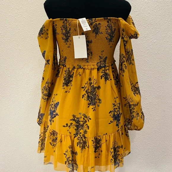 NWT Aritzia Wilfred Tempest Mini Dress Size M - Picture 2 of 8